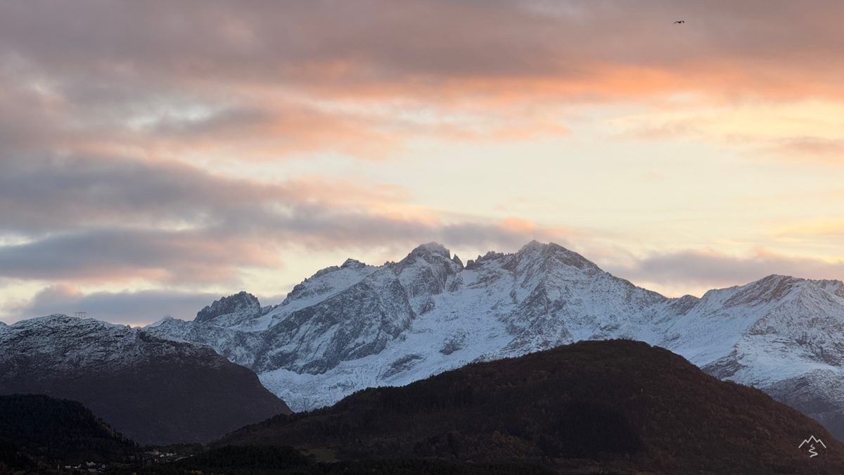 Storfjorden at dusk